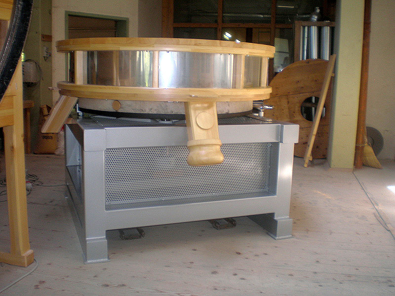 Grain mill 1600 - base in steel
